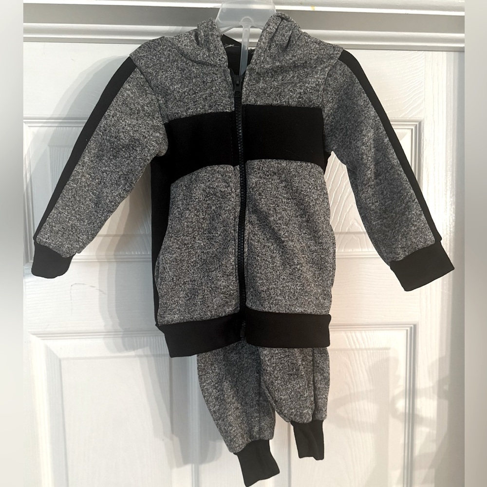 JAMPLAY 2pc Toddler Boys Track Suit Size 2T